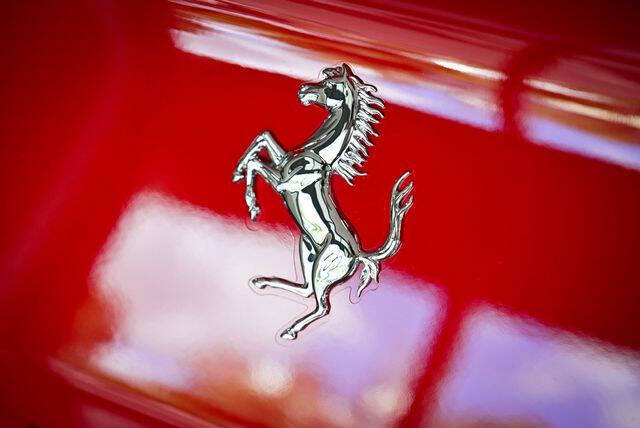 2023 Ferrari 812 GTS