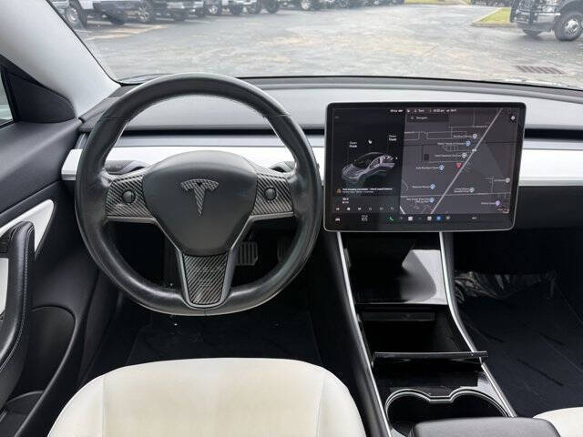2019 Tesla Model 3 Standard Range Plus