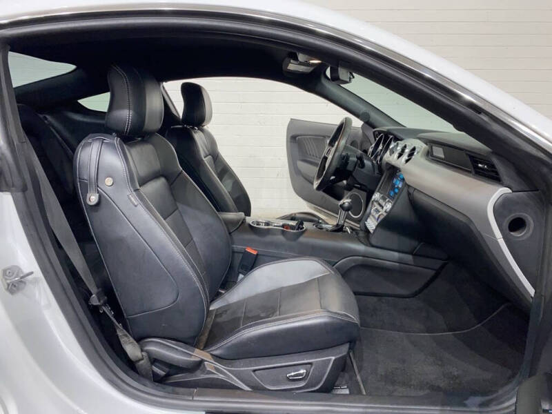 2017 Ford Mustang EcoBoost Premium