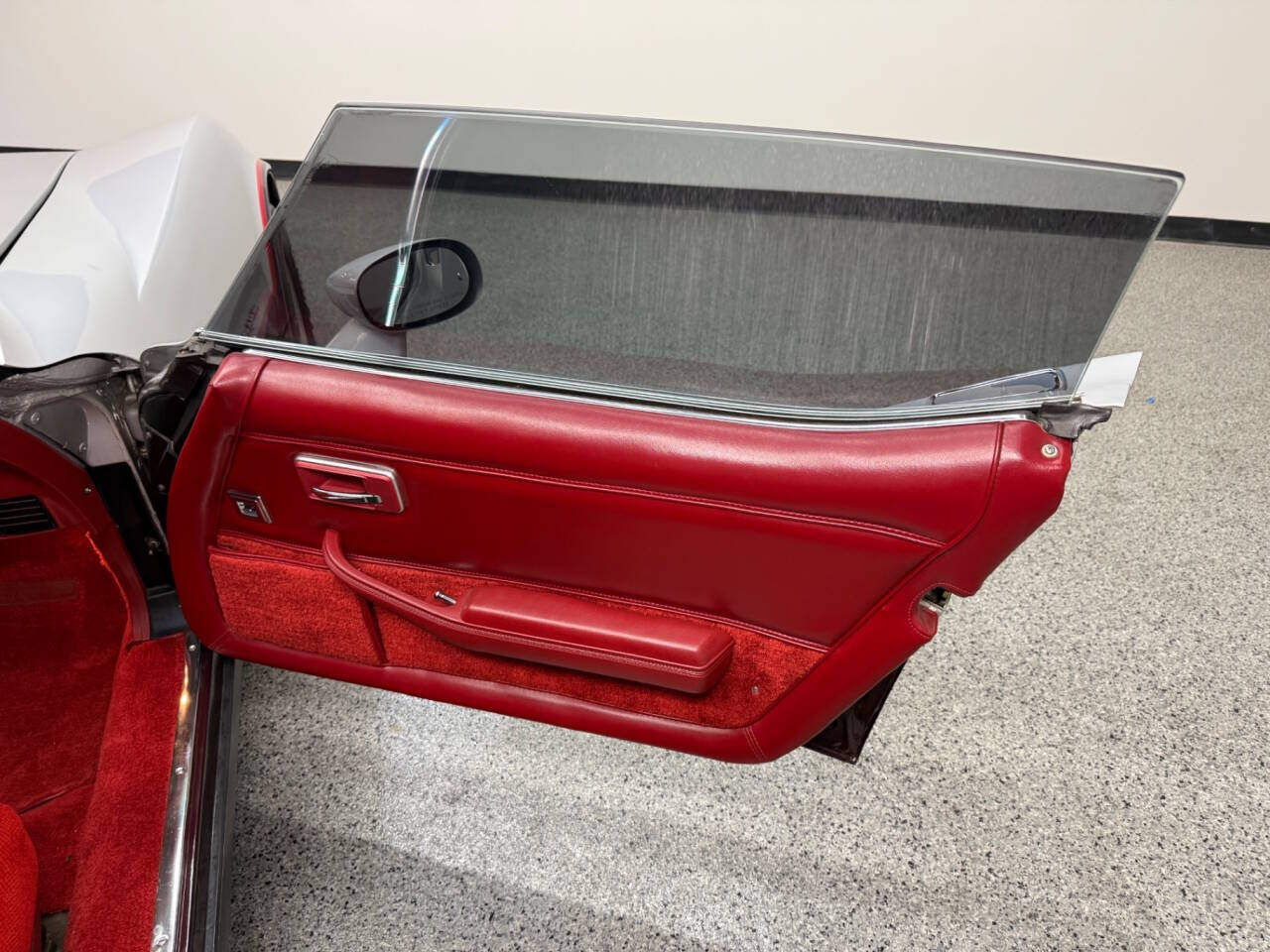 1982 Chevrolet Corvette 23