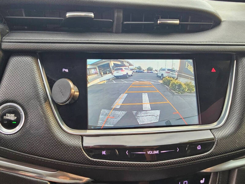 2017 Cadillac XT5 Premium Luxury