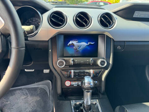 2017 Ford Mustang EcoBoost Premium