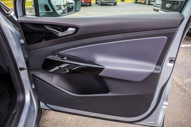 2022 Volkswagen ID.4 Pro