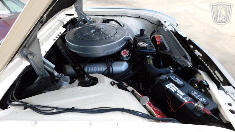 1962 Ford Thunderbird