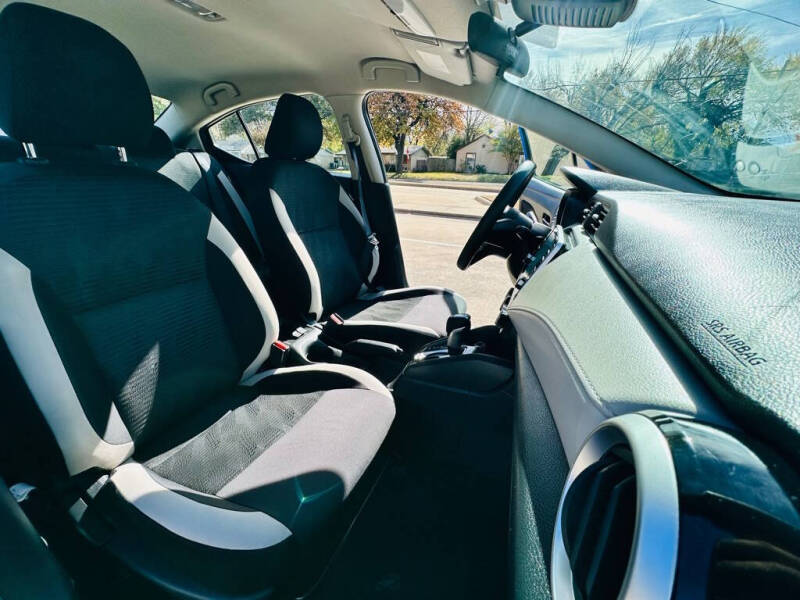 2021 Nissan Versa SV