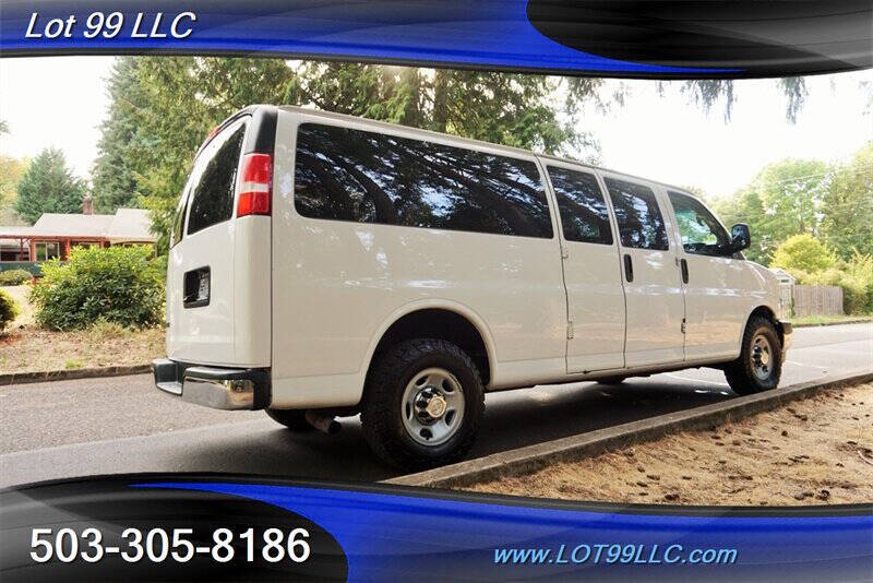 2017 Chevrolet Express LT 3500