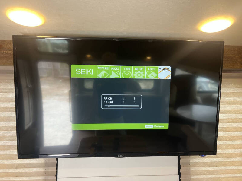 2017 Thor Motor Coach ACE BUNK HOUSE