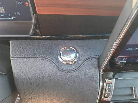 2024 Lincoln Navigator Premiere