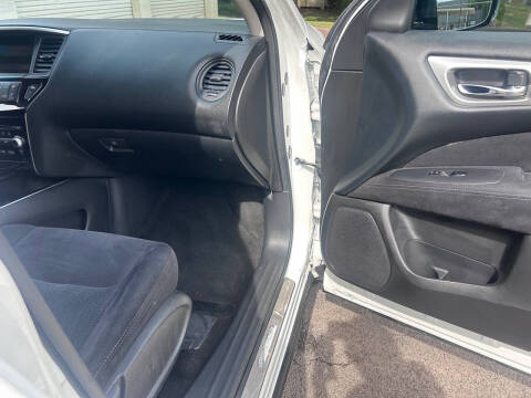 2013 Nissan Pathfinder S