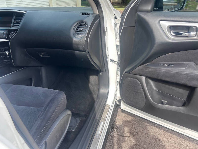 2013 Nissan Pathfinder S
