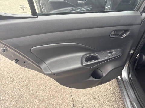 2023 Nissan Versa SV