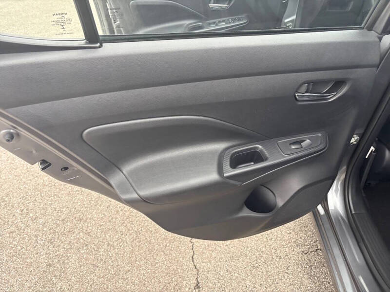 2023 Nissan Versa SV