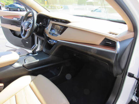 2019 Cadillac XT5 Platinum