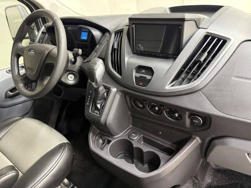 2015 Ford Transit