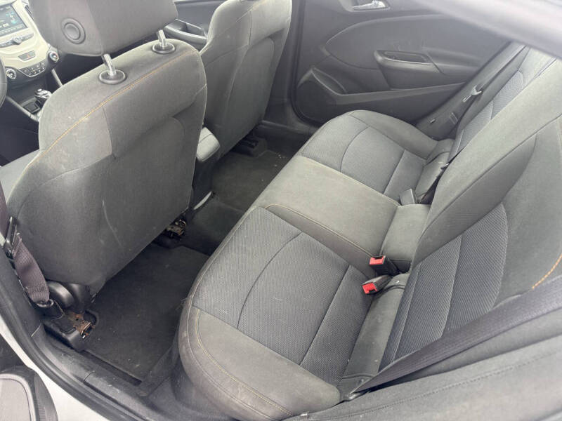 2016 Chevrolet Cruze LS Auto