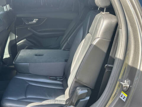 2019 Audi Q7 quattro SE Premium Plus 45 TFSI