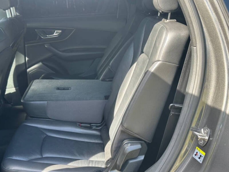 2019 Audi Q7 quattro SE Premium Plus 45 TFSI