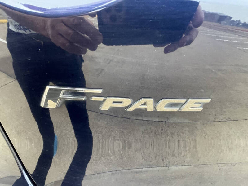 2020 Jaguar F-PACE 25t Prestige