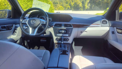 2013 Mercedes-Benz C-Class C 300 Luxury 4MATIC