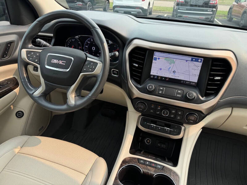 2021 GMC Acadia Denali