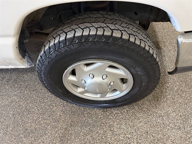 2011 Ford E-Series E-250
