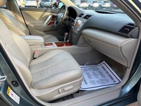 2011 Toyota Camry Hybrid