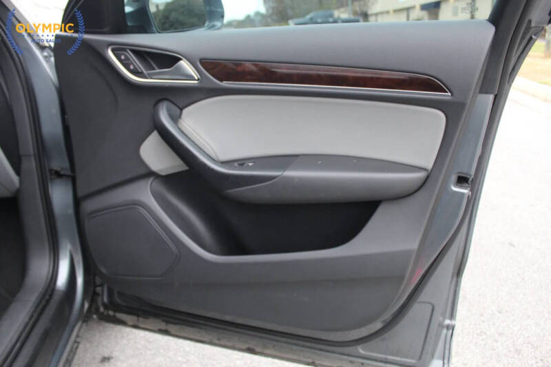 2016 Audi Q3 2.0T quattro Premium Plus