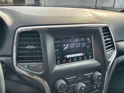 2018 Jeep Grand Cherokee Laredo