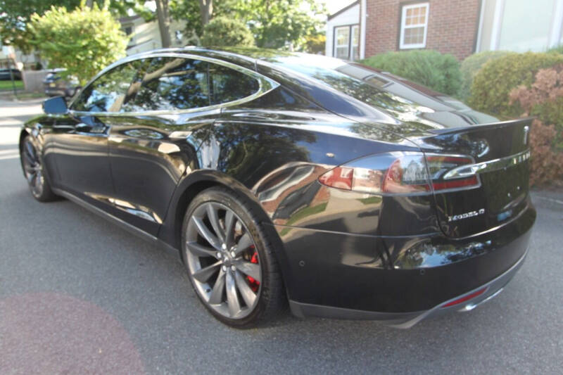 2016 Tesla Model S P90D