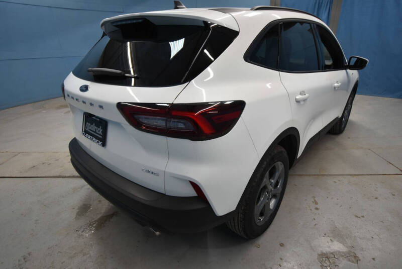 2026 Ford Escape ST-Line Select