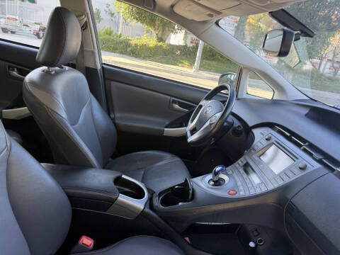 2012 Toyota Prius Two