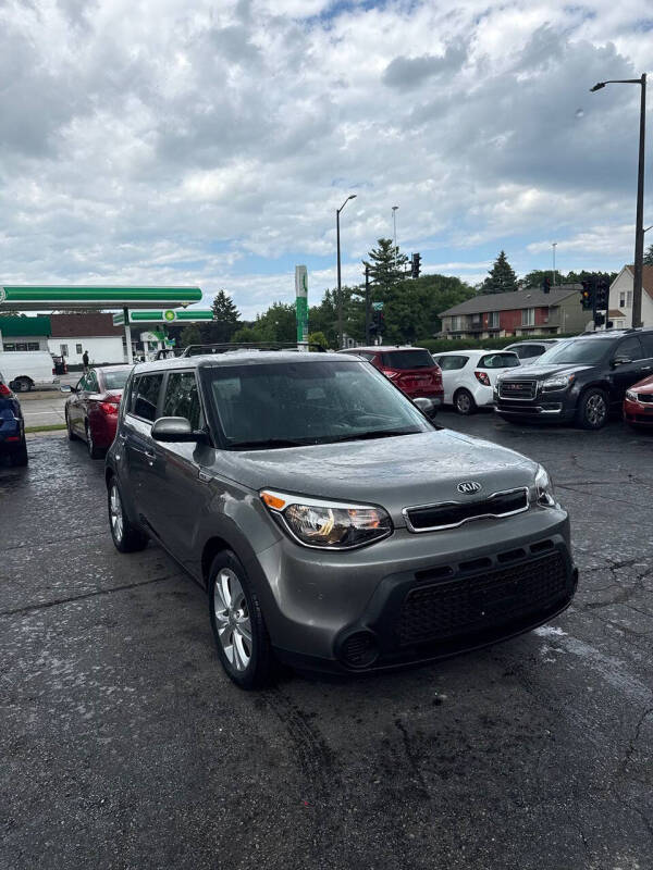2015 Kia Soul +
