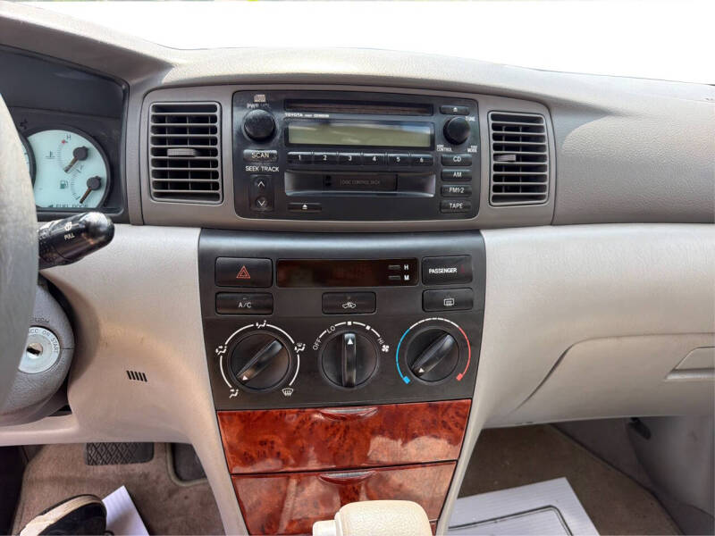 2004 Toyota Corolla