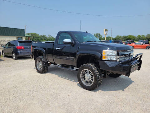 2013 Chevrolet Silverado 1500 for sale at Frieling Auto Sales in Manhattan KS