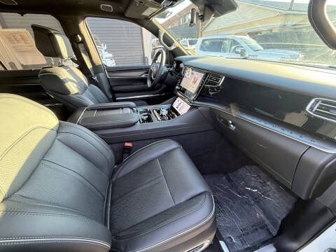 2024 Jeep Grand Wagoneer Obsidian