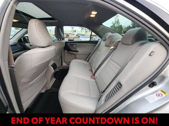 2017 Toyota Camry Hybrid XLE