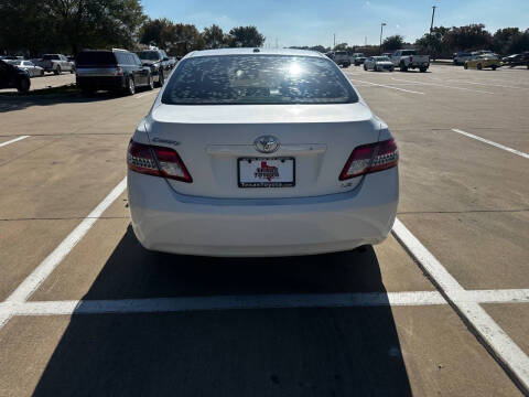 2011 Toyota Camry LE