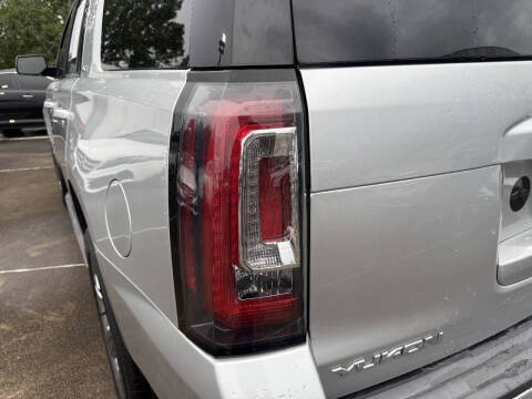 2017 GMC Yukon SLT