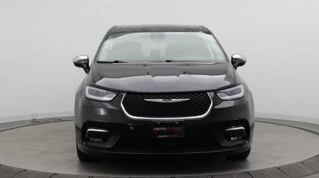 2023 Chrysler Pacifica Plug-In Hybrid Limited