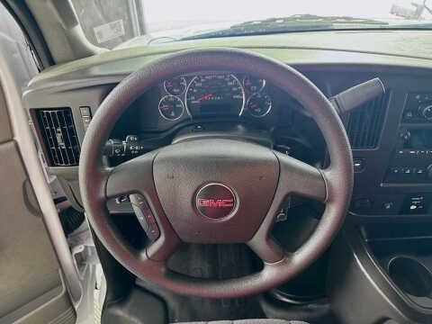 2025 GMC Savana 2500