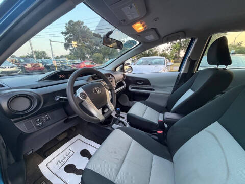 2014 Toyota Prius c Two