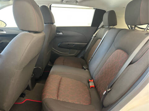 2019 Chevrolet Sonic LT Auto