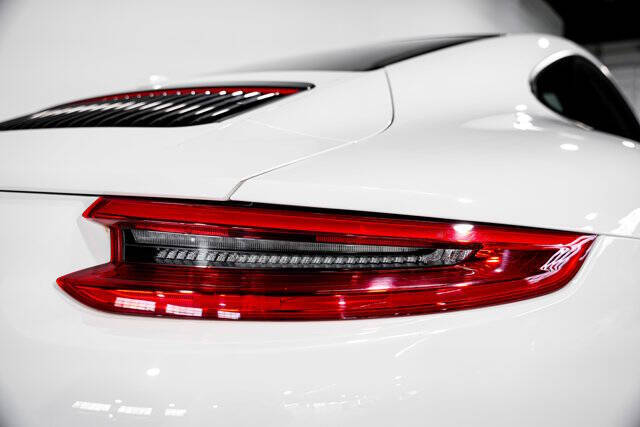 2019 Porsche 911 Carrera S