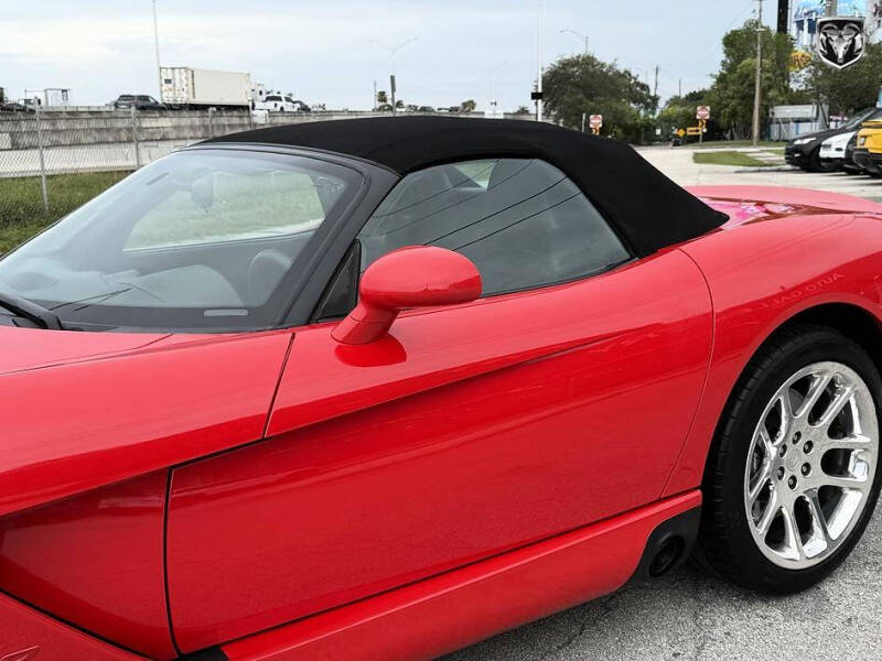 2003 Dodge Viper SRT-10