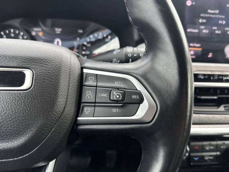 2022 Jeep Compass Latitude Lux