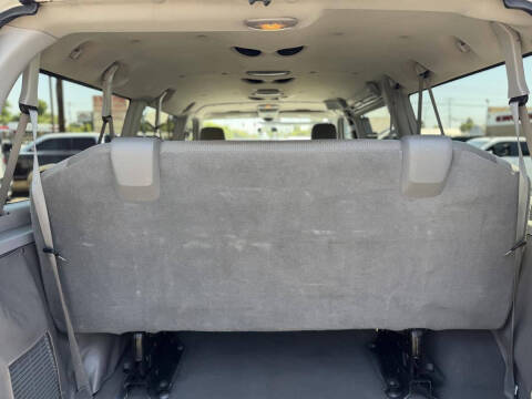 2009 Ford E-Series E-350 SD XLT