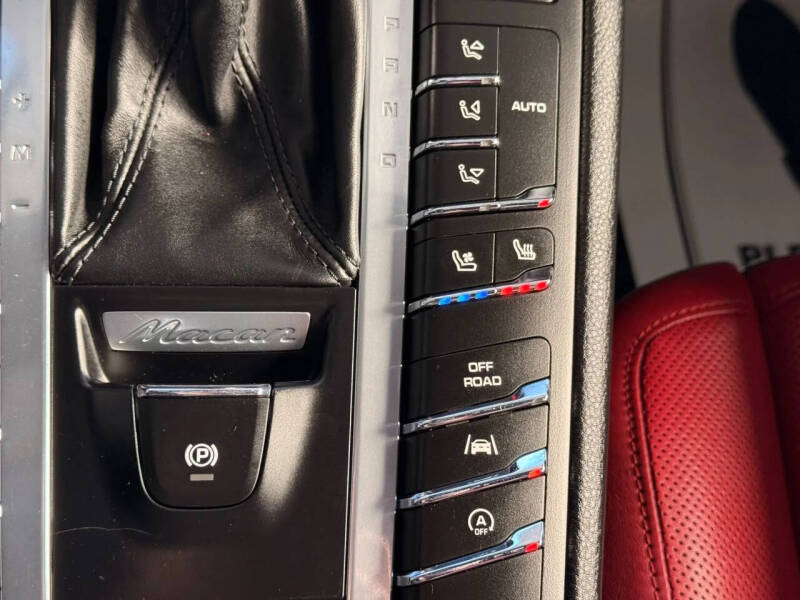 2017 Porsche Macan S