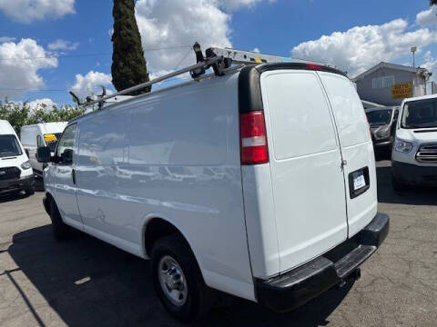2017 Chevrolet Express 2500