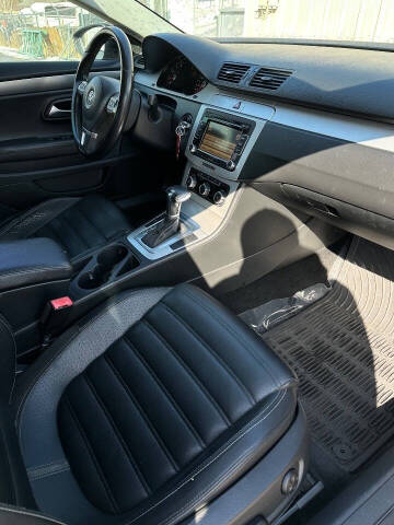 2010 Volkswagen CC Sport