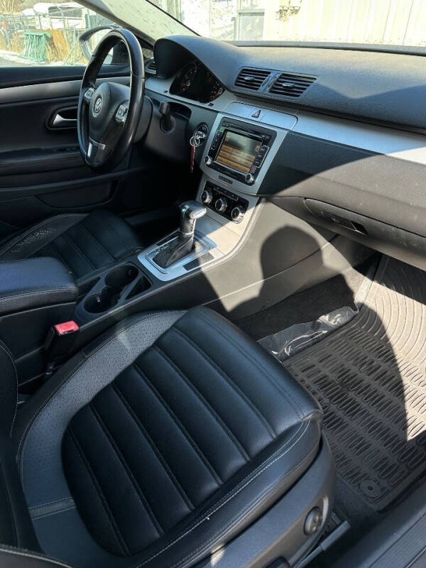 2010 Volkswagen CC Sport